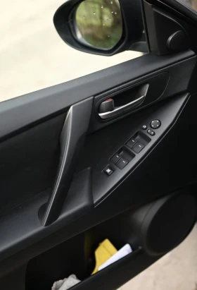 Mazda 3 1.6i 67000км, снимка 11 — Bazar.bg Mazda 3 1.6i 67000км, снимка 11