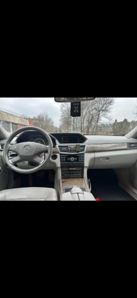 Mercedes-Benz E 350, снимка 8