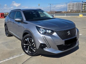 Peugeot 2008 LED, НАВИ, БЕЗКЛЮЧОВО, СЕРВИЗНА ИСТОРИЯ