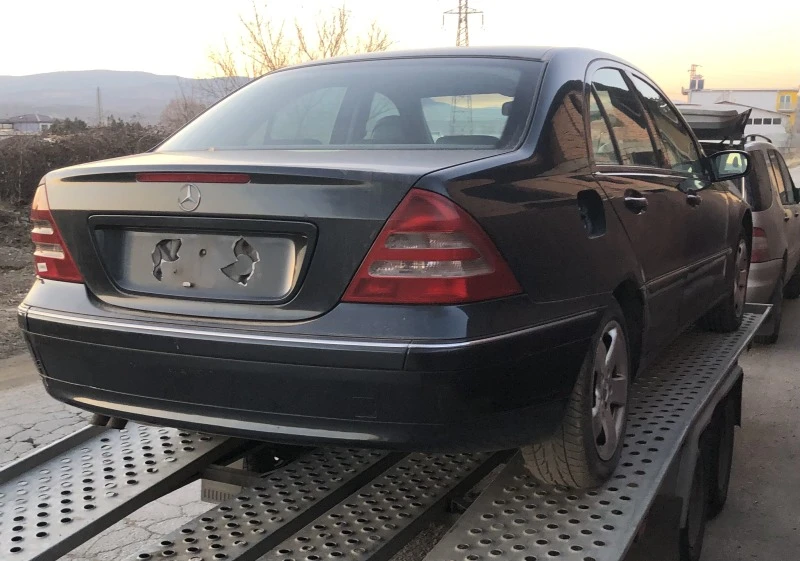 Mercedes-Benz C 200 C200 kompresor, снимка 4 - Автомобили и джипове - 39720430