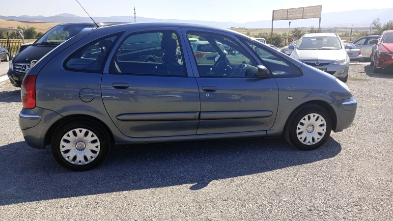 Citroen Xsara picasso 1.6HDi109ксА/С, снимка 2 - Автомобили и джипове - 46881492