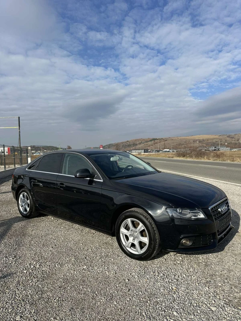 Audi A4 2.0TDI DSG, снимка 5 - Автомобили и джипове - 48141457