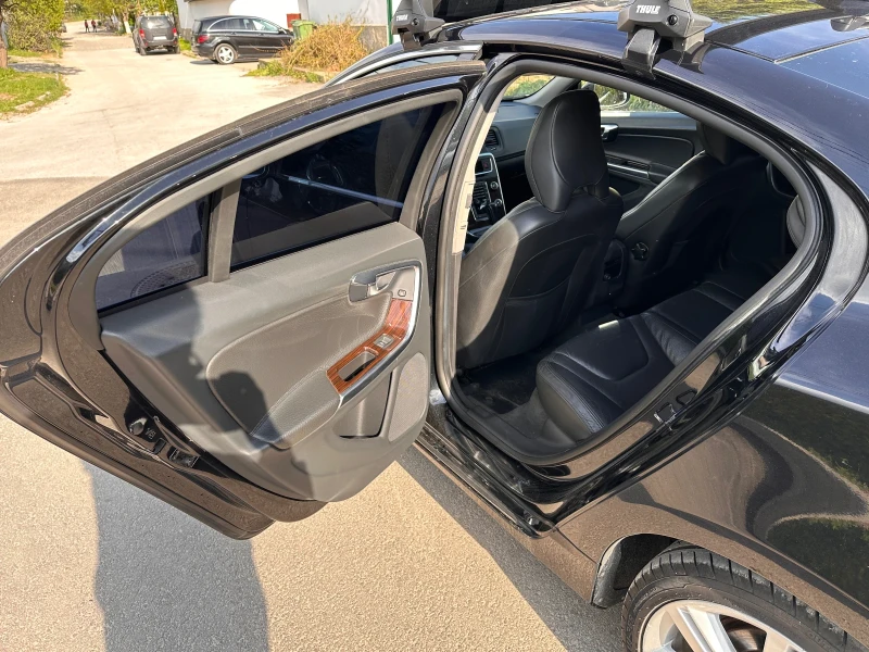 Volvo S60, снимка 5 - Автомобили и джипове - 51726506