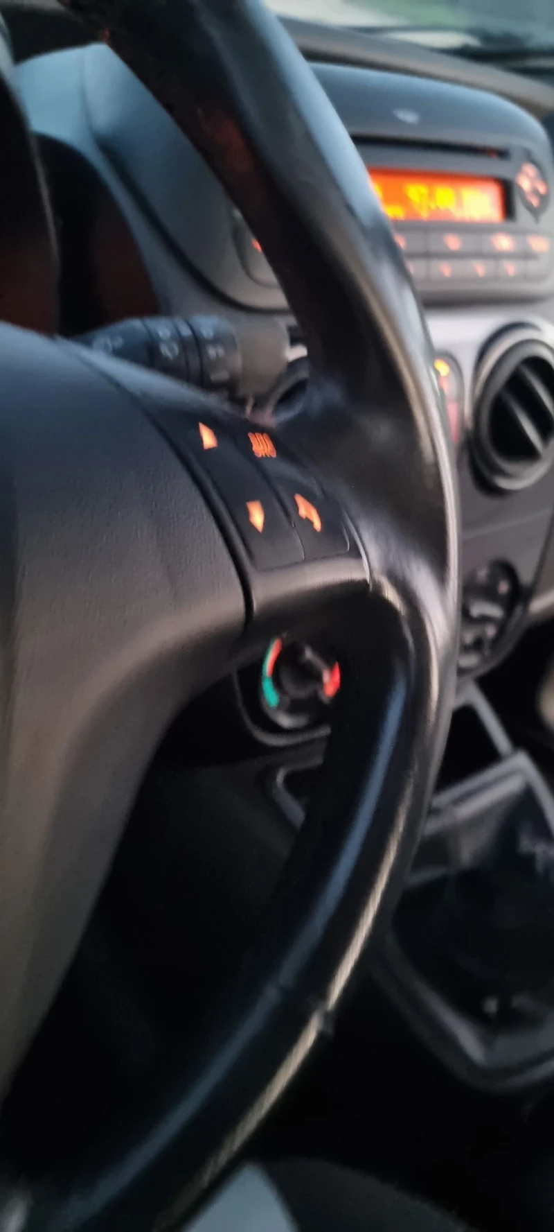 Fiat Qubo 1.4benzin /metan, снимка 15 - Автомобили и джипове - 52515704