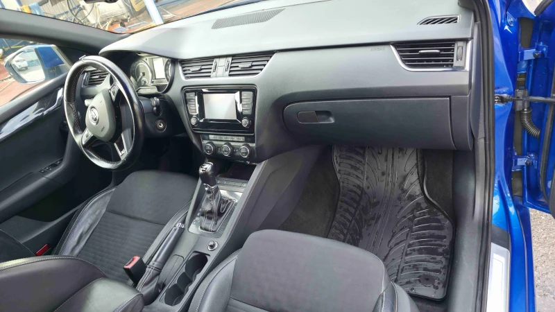 Skoda Octavia, снимка 9 - Автомобили и джипове - 52582625