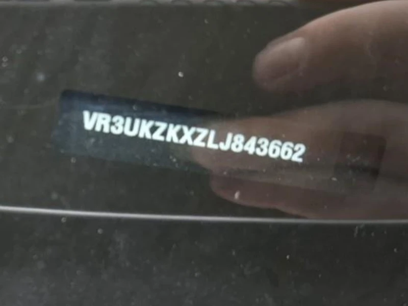 Peugeot 2008 LED, НАВИ, БЕЗКЛЮЧОВО, СЕРВИЗНА ИСТОРИЯ, снимка 17 - Автомобили и джипове - 52656444