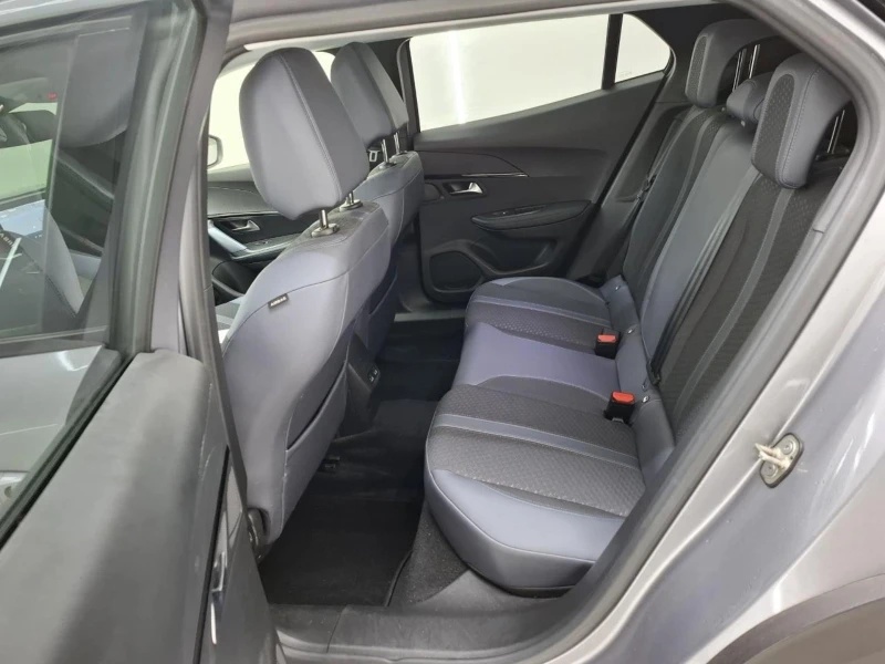 Peugeot 2008 LED, НАВИ, БЕЗКЛЮЧОВО, СЕРВИЗНА ИСТОРИЯ, снимка 14 - Автомобили и джипове - 52656444