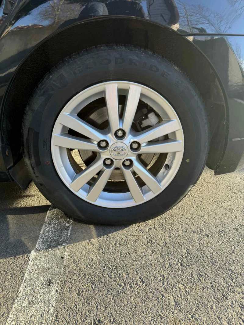 Toyota Avensis, снимка 7 - Автомобили и джипове - 53054305