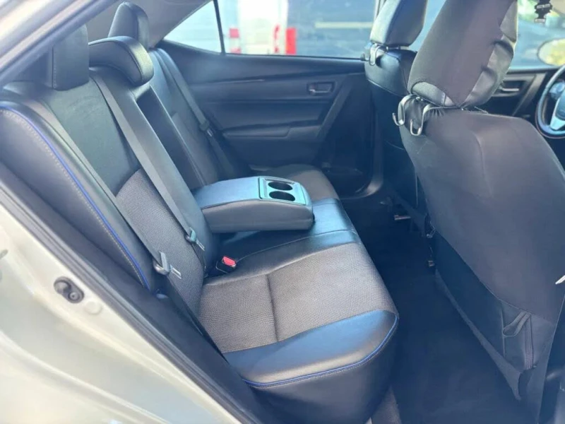 Toyota Corolla !SE! * АвтоКредит* Цена до БГ* , снимка 11 - Автомобили и джипове - 53373950