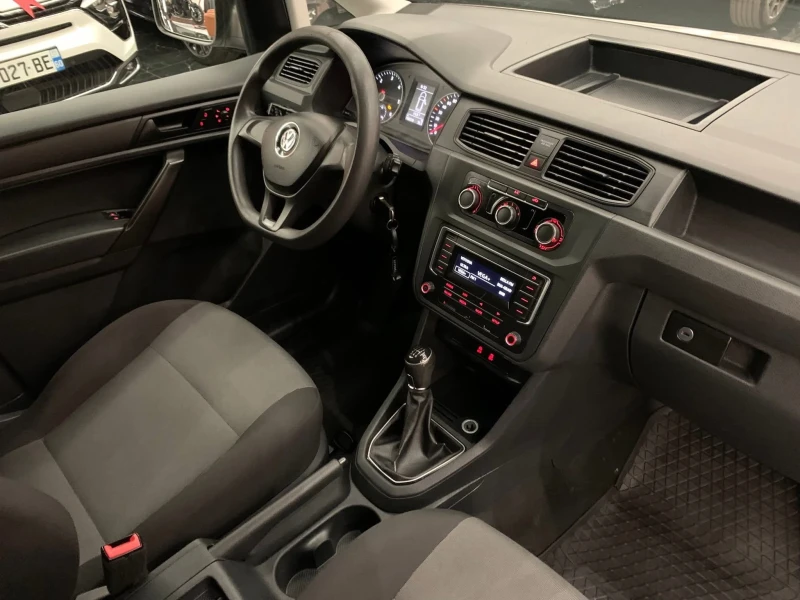 VW Caddy MAXI 4MOTION, снимка 9 - Автомобили и джипове - 53439365