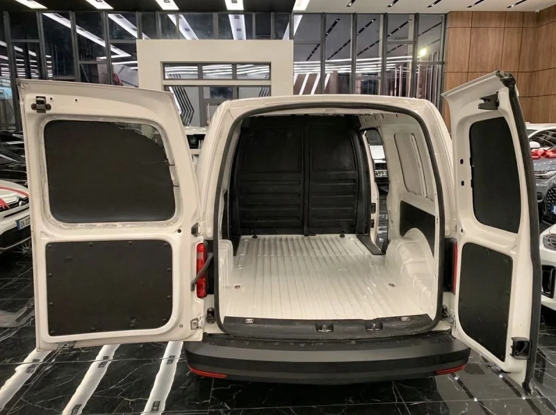 VW Caddy MAXI 4MOTION, снимка 12 - Автомобили и джипове - 53439365