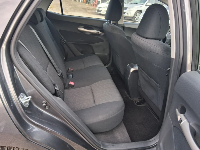 Toyota Auris 1.6 VVT-I като нова , снимка 14 - Автомобили и джипове - 53456674