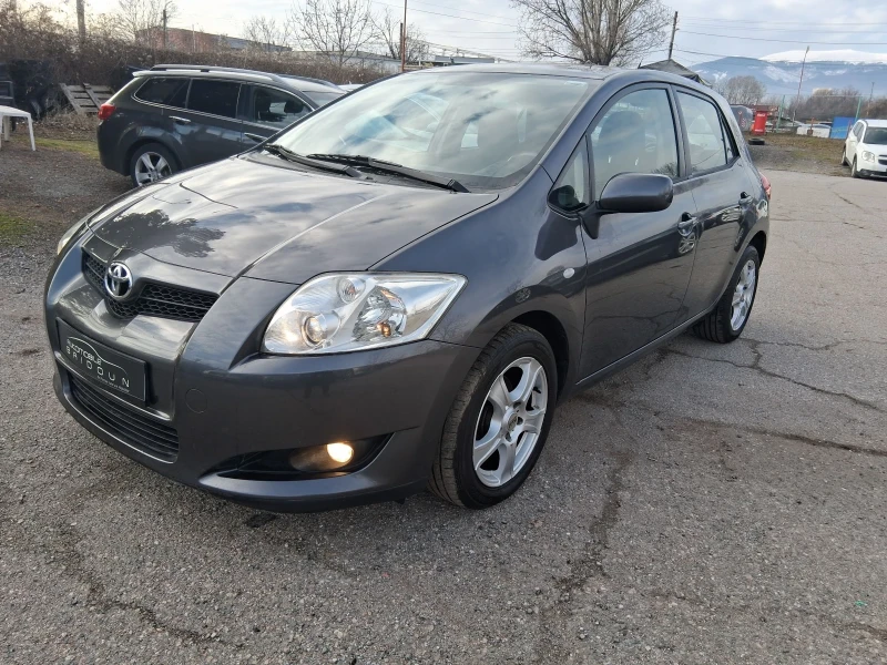 Toyota Auris 1.6 VVT-I като нова , снимка 7 - Автомобили и джипове - 53456674