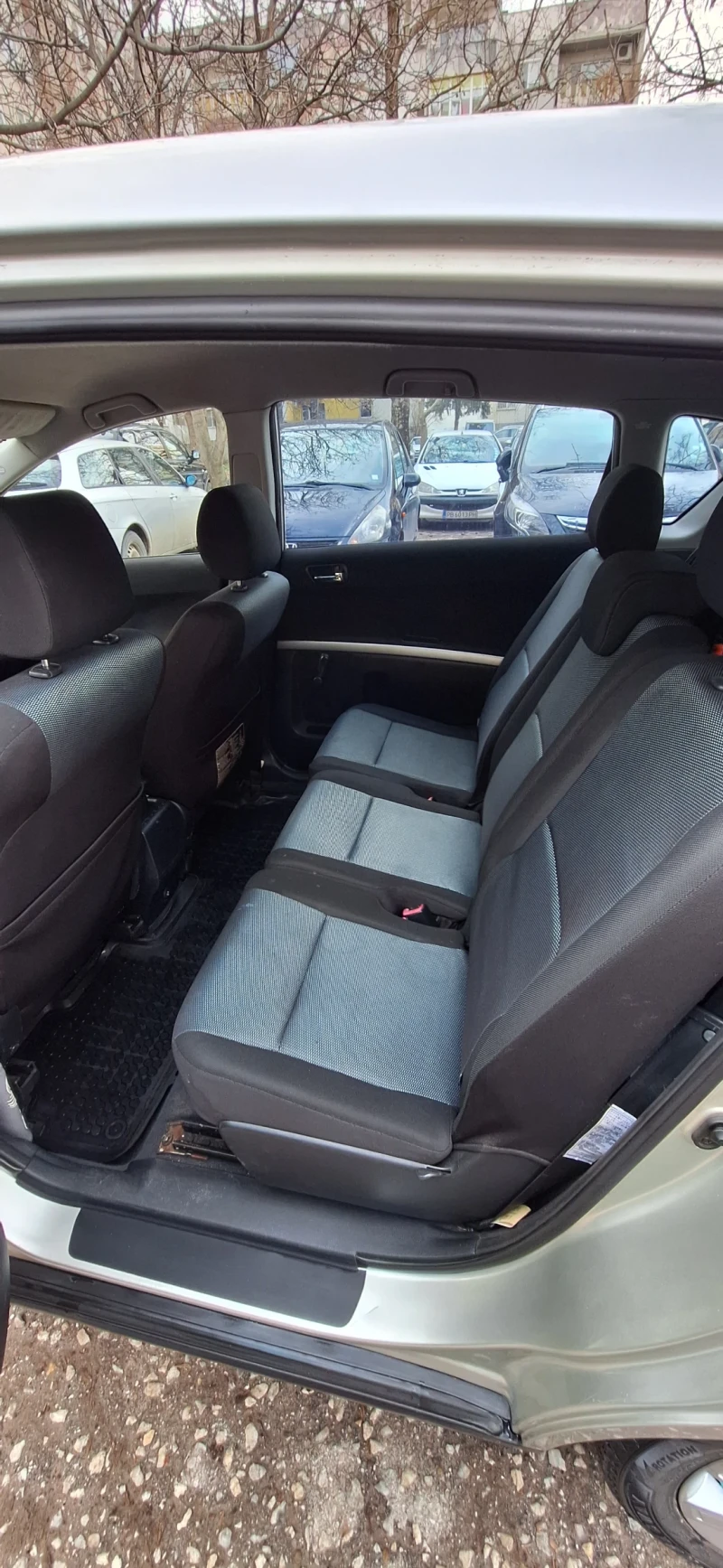 Toyota Corolla verso, снимка 14 - Автомобили и джипове - 53495369