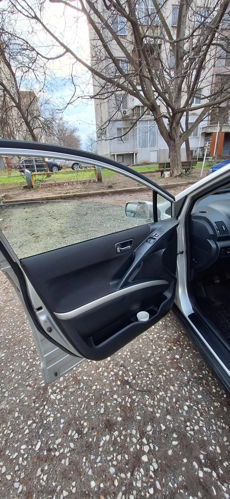 Toyota Corolla verso, снимка 5 - Автомобили и джипове - 53495369