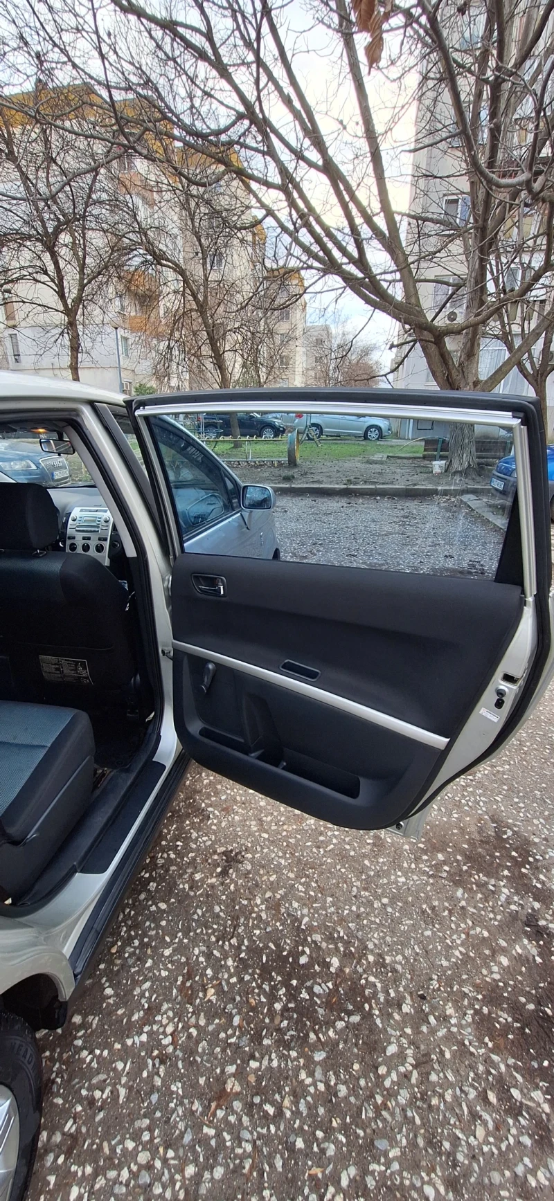 Toyota Corolla verso, снимка 11 - Автомобили и джипове - 53495369