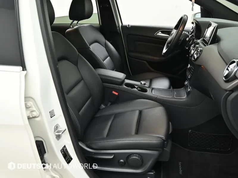 Mercedes-Benz B 200 2.0, снимка 10 - Автомобили и джипове - 54278410