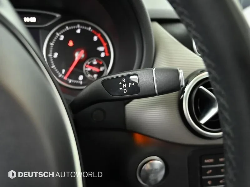 Mercedes-Benz B 200 2.0, снимка 9 - Автомобили и джипове - 54278410