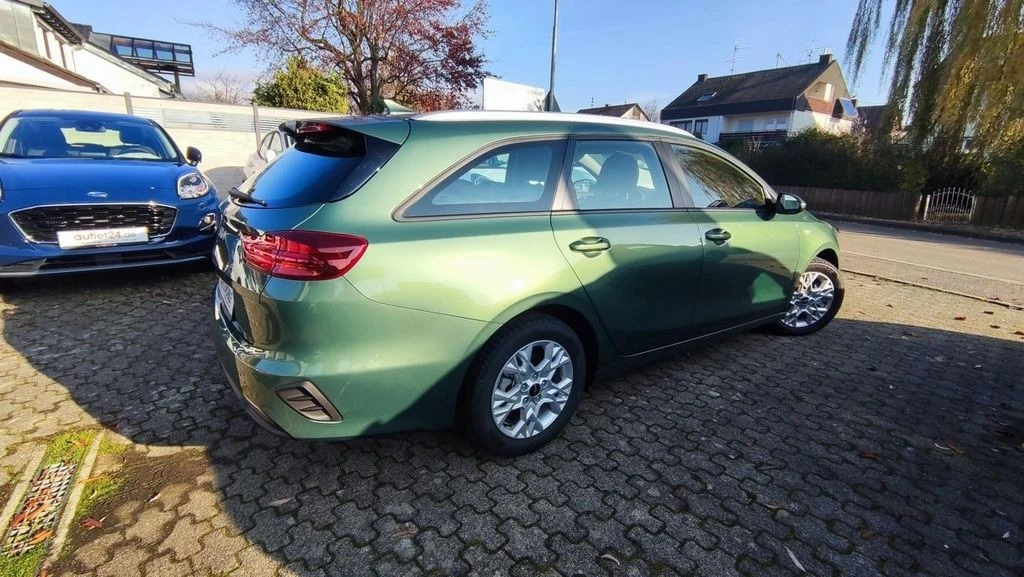 Kia Ceed Sportswagon 1.5GDI     | Mobile.bg   12