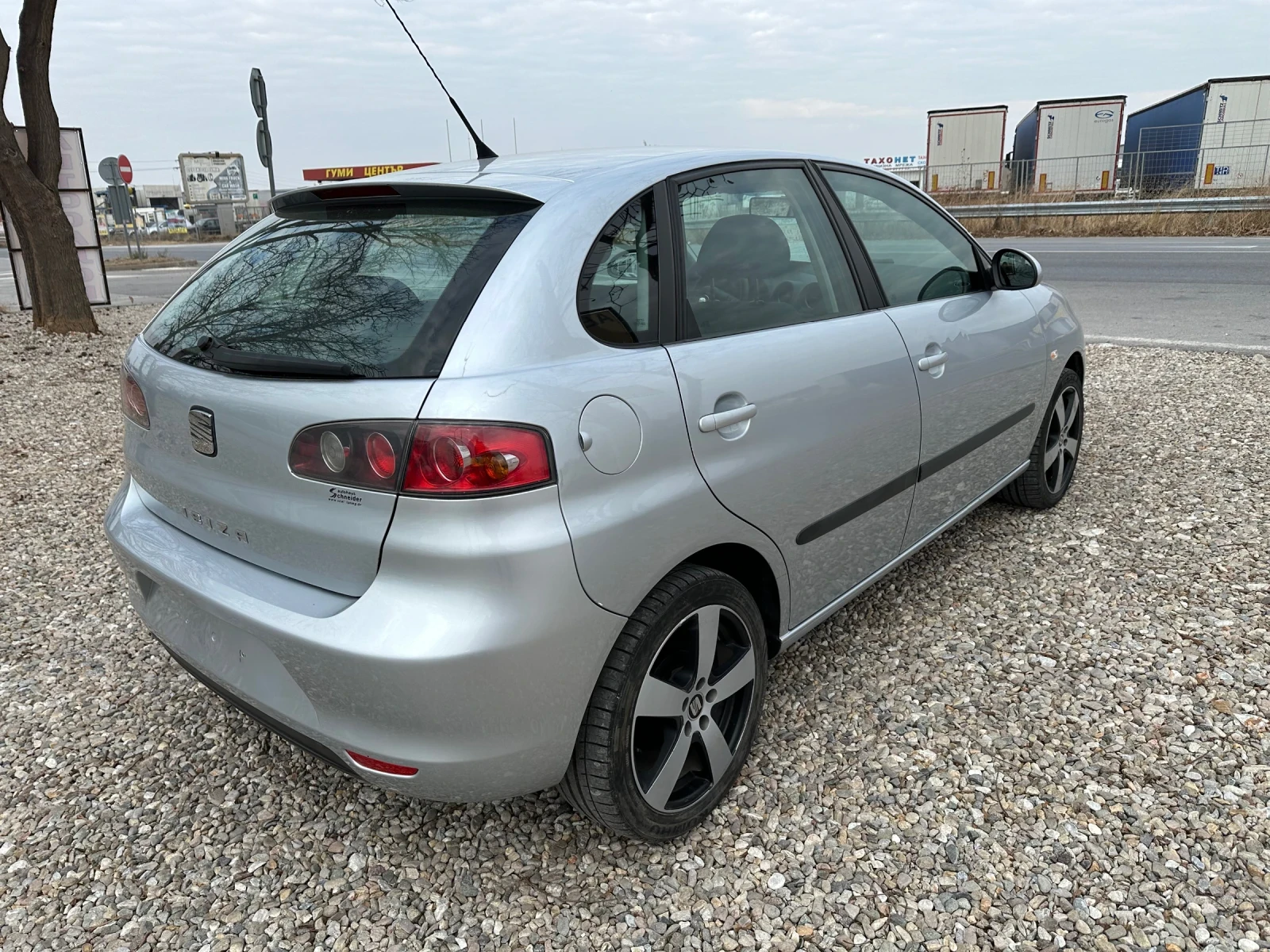 Seat Ibiza 1.4 i - изображение 4