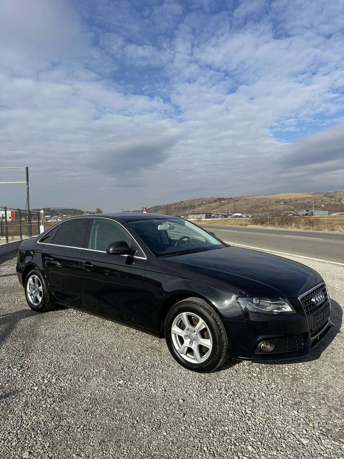 Audi A4 2.0TDI DSG - изображение 5