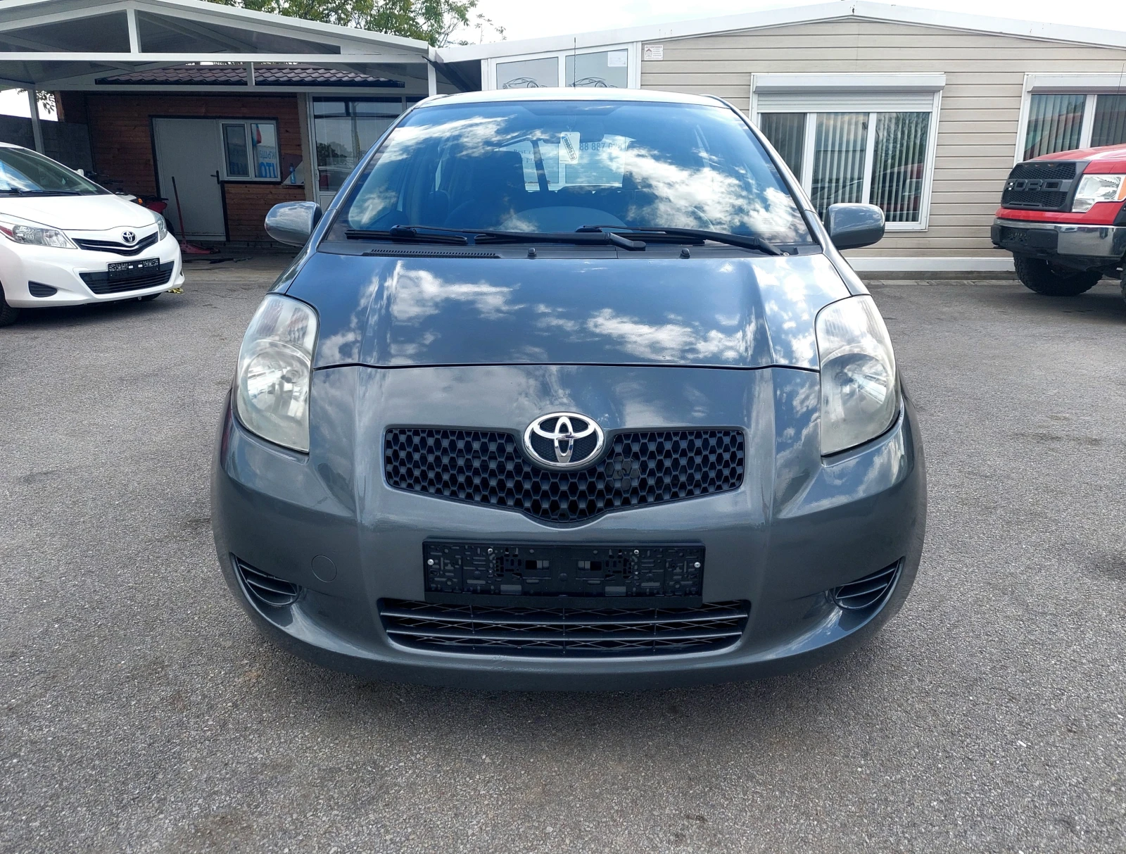 Toyota Yaris 1.4 D4D АВТОМАТИК - изображение 8