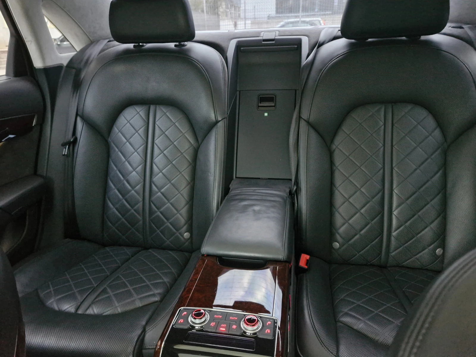Audi A8 Long 3.0 TFSI Quatro* Лизинг - изображение 9