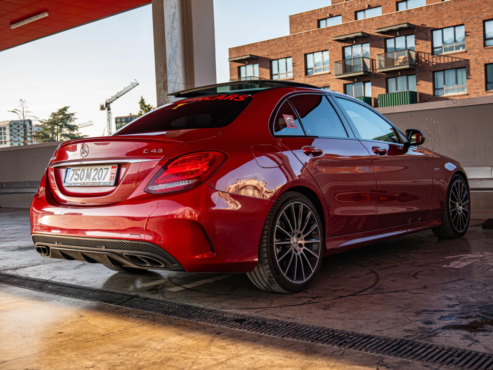 Mercedes-Benz C 43 AMG * Pano * Camera * БЕЗ ПЪРВОНАЧАЛНА ВНОСКА - изображение 6