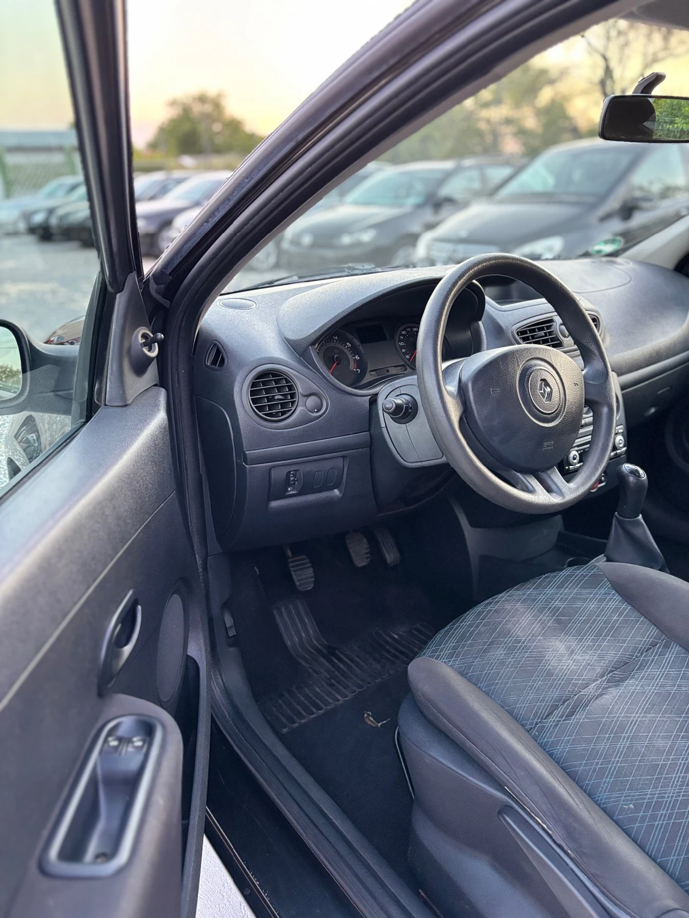 Renault Clio  - изображение 7