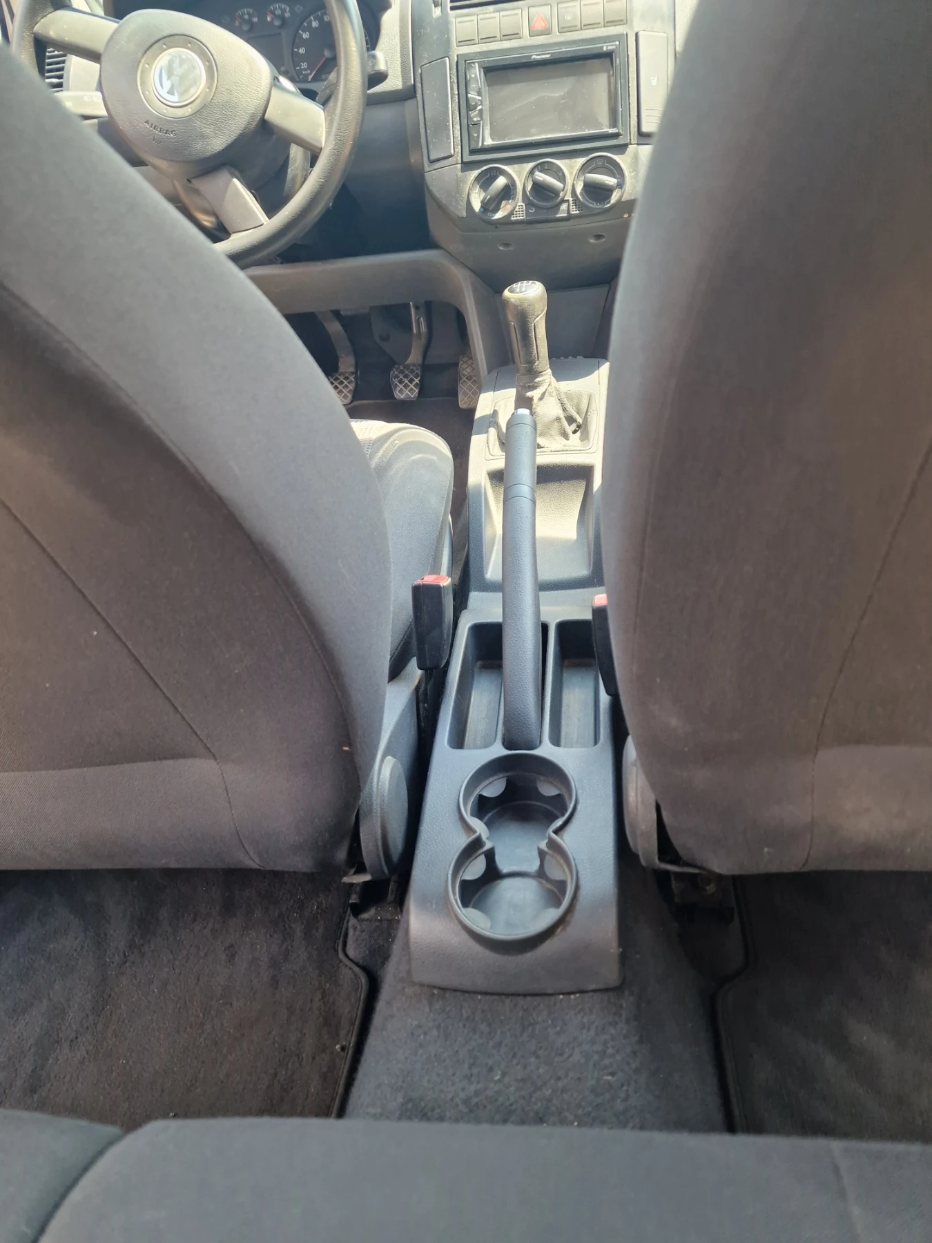 VW Polo 1.4 - изображение 10