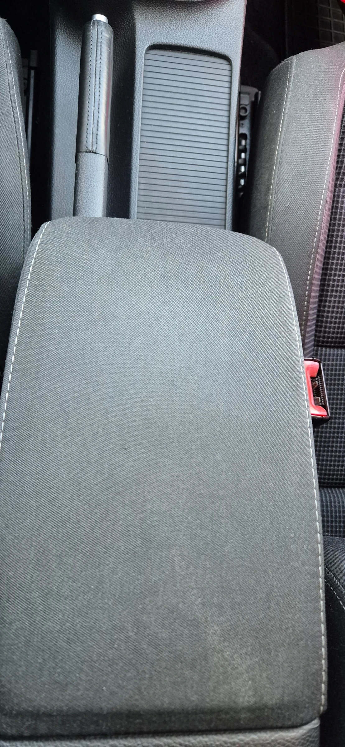 VW Golf 1.6TDI - изображение 8