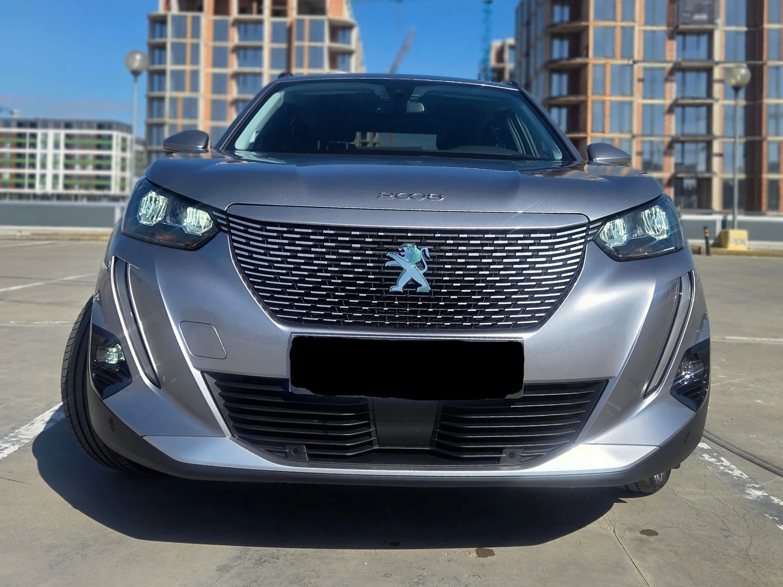Peugeot 2008 LED, НАВИ, БЕЗКЛЮЧОВО, СЕРВИЗНА ИСТОРИЯ, снимка 2 - Автомобили и джипове - 52656444