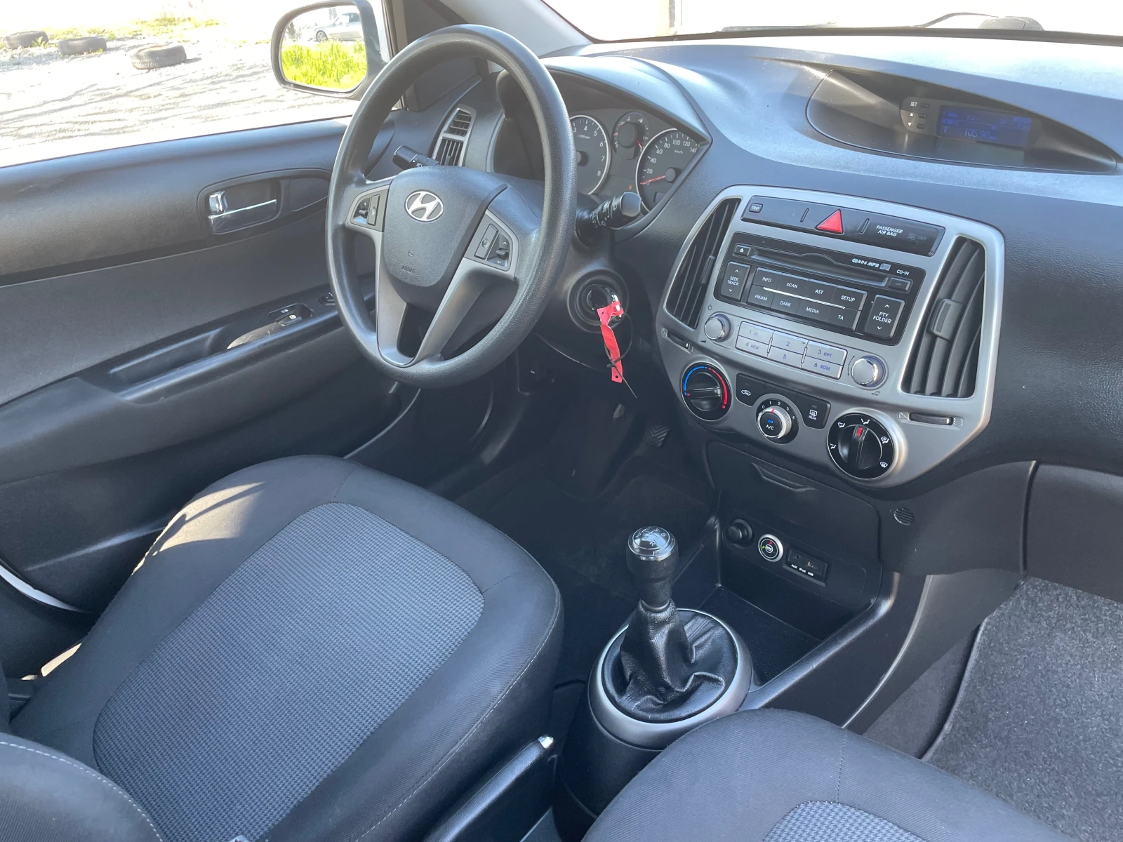 Hyundai I20 II Restyling 1.3 MT(85�.�)eco-GPL BRC EURO 5B  | Mobile.bg � ����������� 13