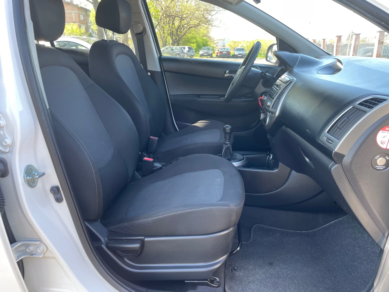 Hyundai I20 II Restyling 1.3 MT(85�.�)eco-GPL BRC EURO 5B  | Mobile.bg � ����������� 14