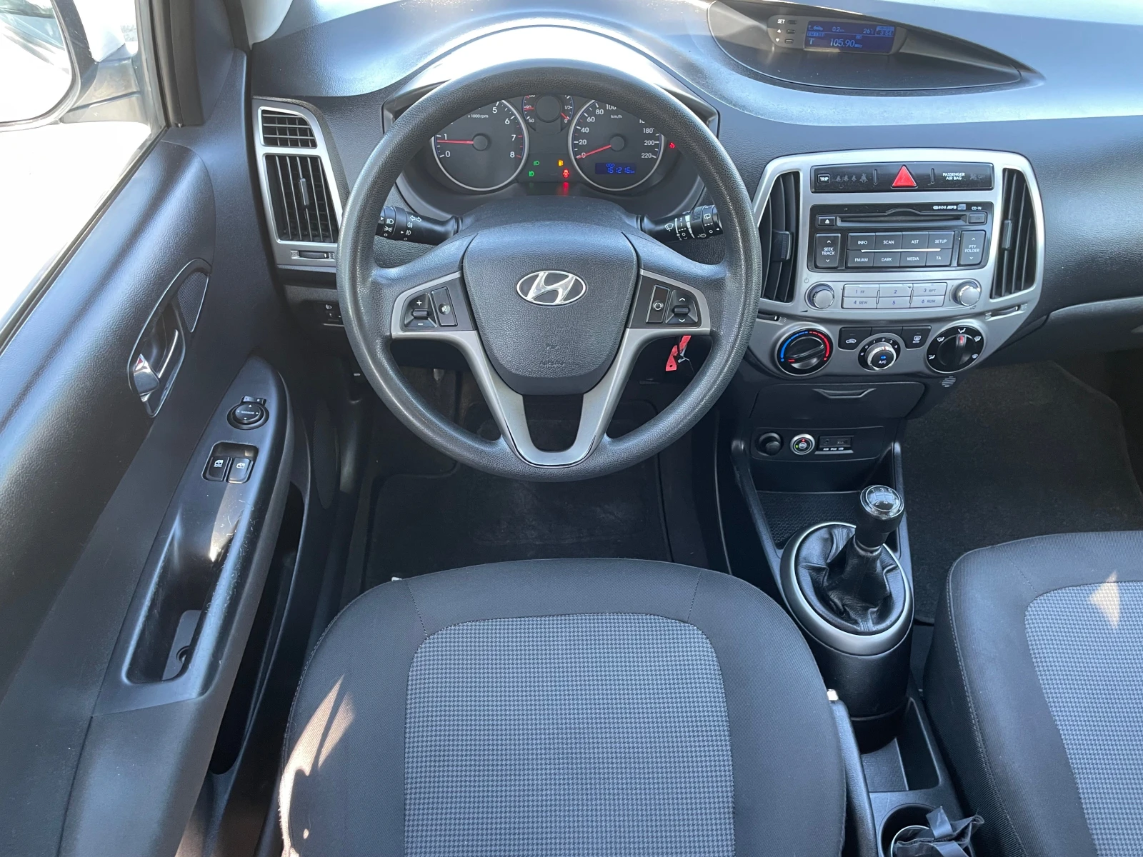 Hyundai I20 II Restyling 1.3 MT(85�.�)eco-GPL BRC EURO 5B  | Mobile.bg � ����������� 11