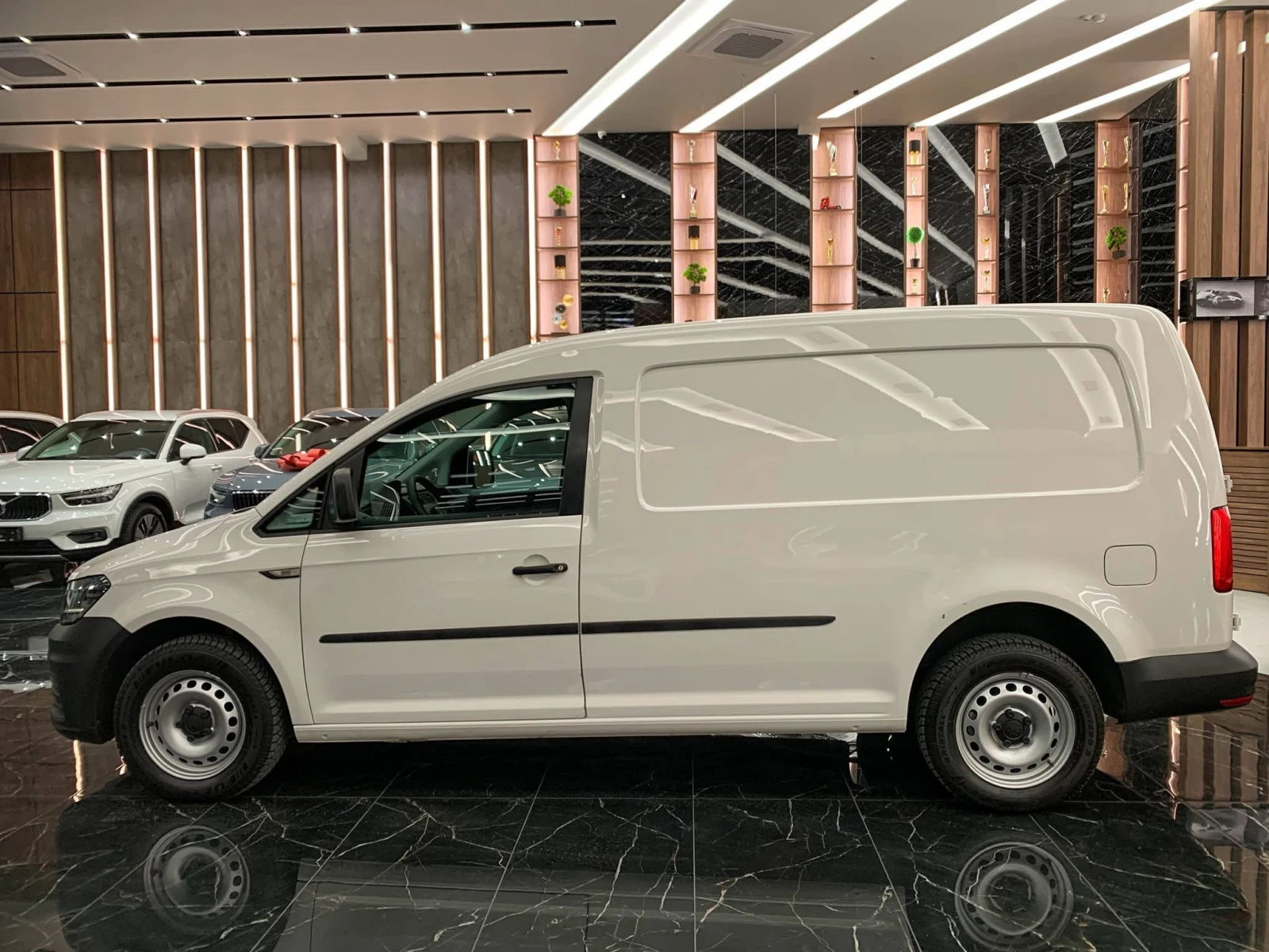 VW Caddy MAXI 4MOTION - изображение 4