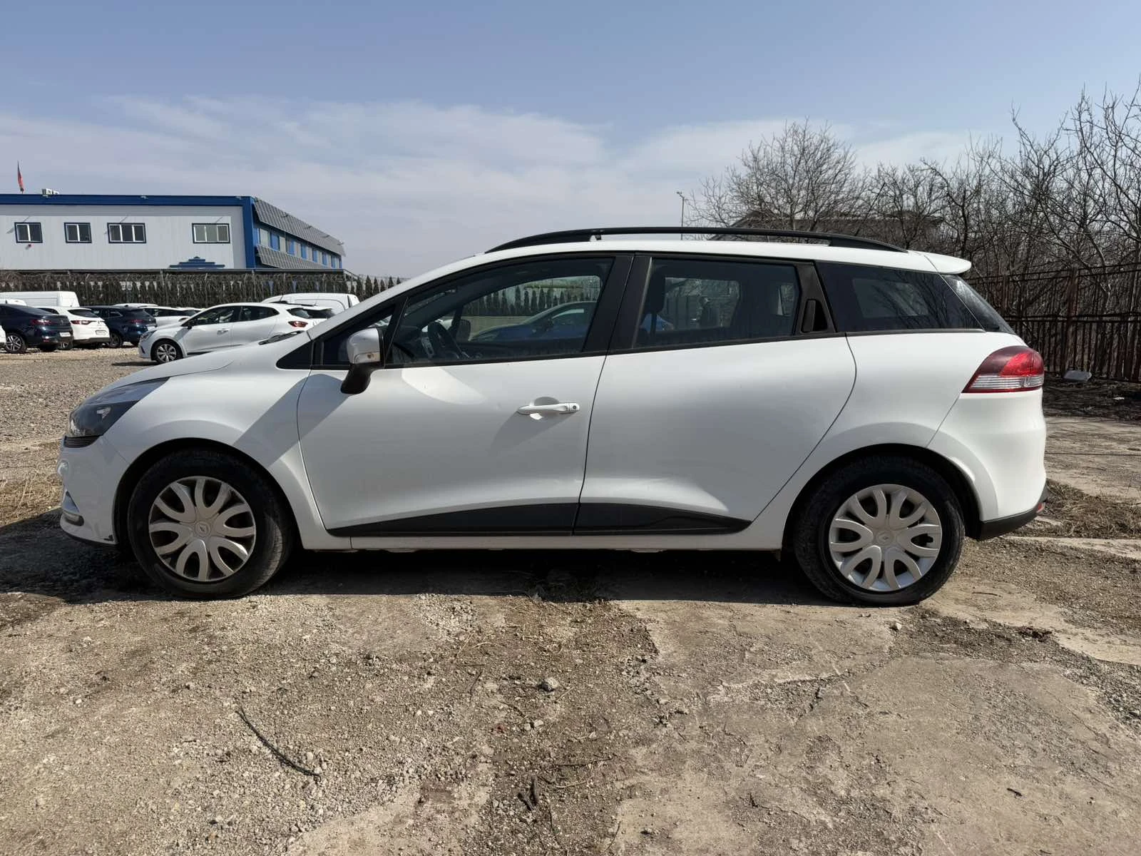 Renault Clio 0.9SCe/75k.c./Grandtour, снимка 5 - Автомобили и джипове - 53800382