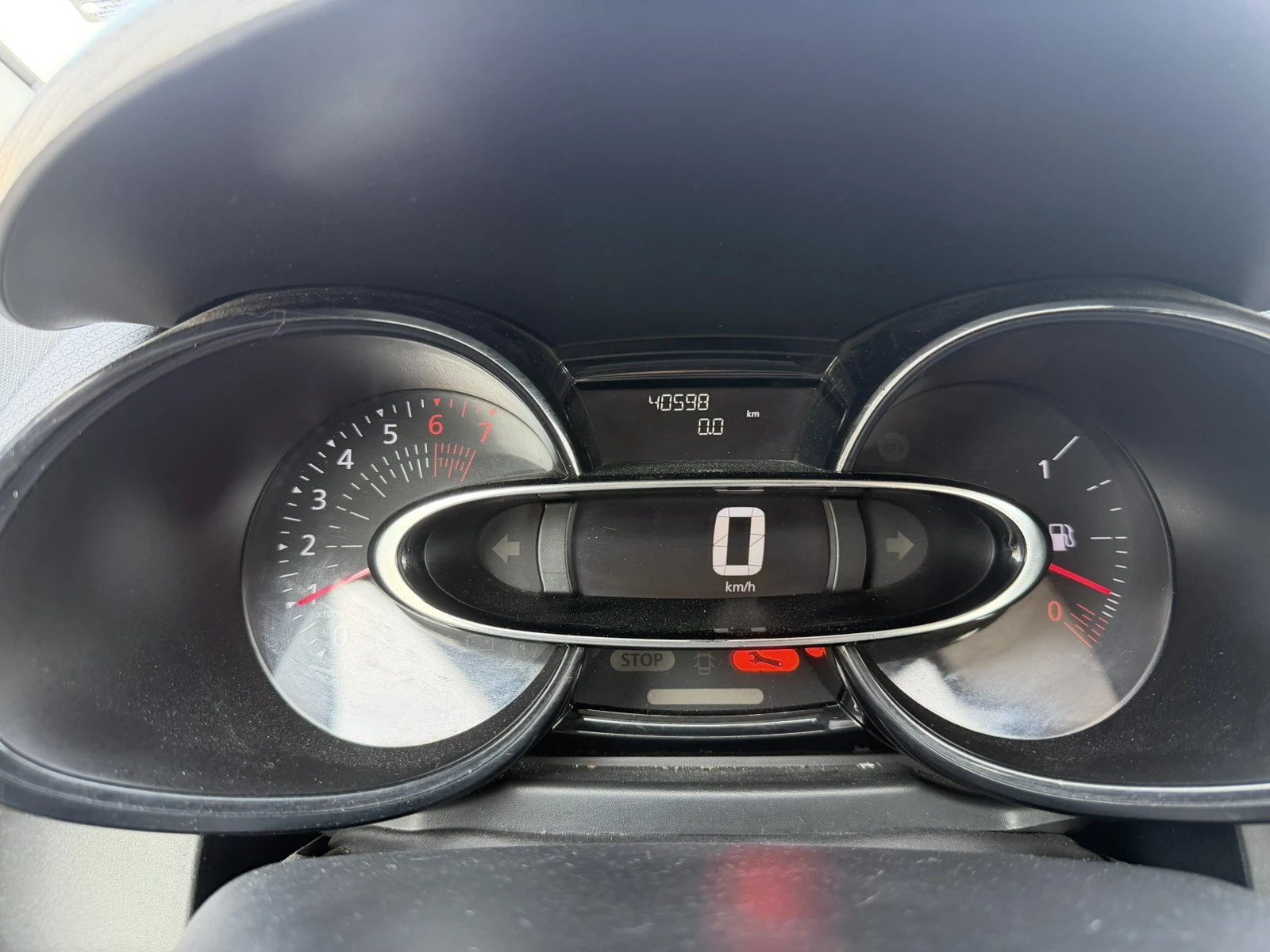 Renault Clio 0.9SCe/75k.c./Grandtour, снимка 17 - Автомобили и джипове - 53800382