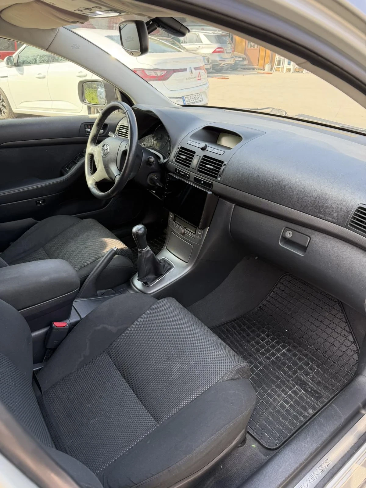 Toyota Avensis, снимка 5 - Автомобили и джипове - 53876113