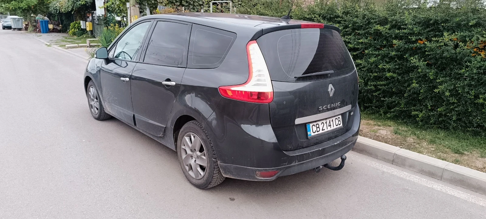 Renault Grand scenic 1.9dci 131, снимка 5 - Автомобили и джипове - 53889788