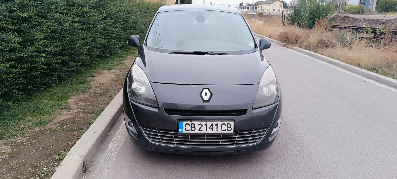 Renault Grand scenic 1.9dci 131, снимка 2 - Автомобили и джипове - 53889788