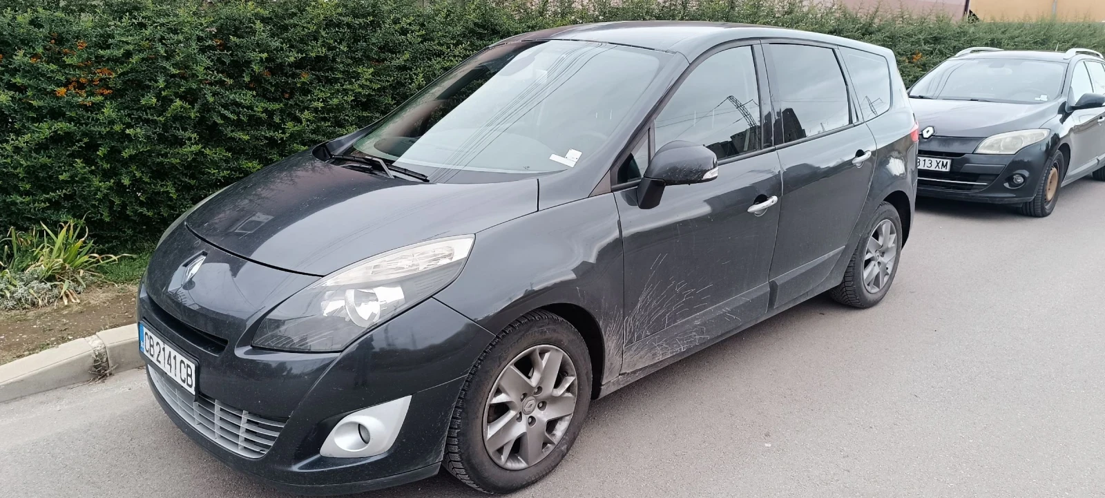 Renault Grand scenic 1.9dci 131, снимка 3 - Автомобили и джипове - 53889788