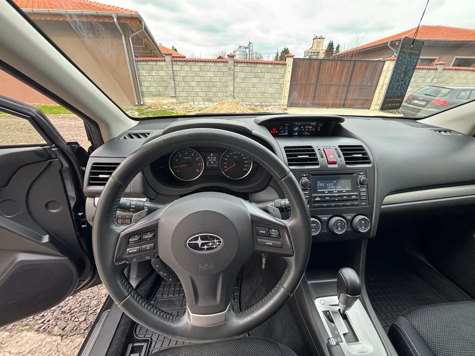 Subaru XV 2.0i AVTOMATIK 4x4, снимка 10 - Автомобили и джипове - 53918791