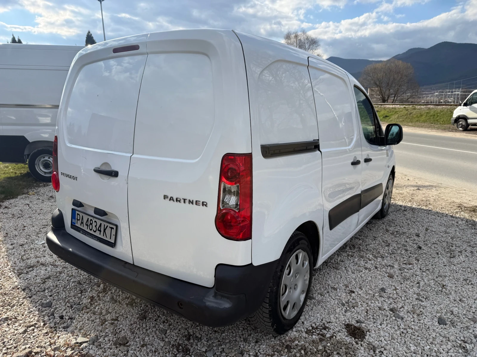 Peugeot Partner 1.6HDI 90HP  | Mobile.bg � ����������� 4