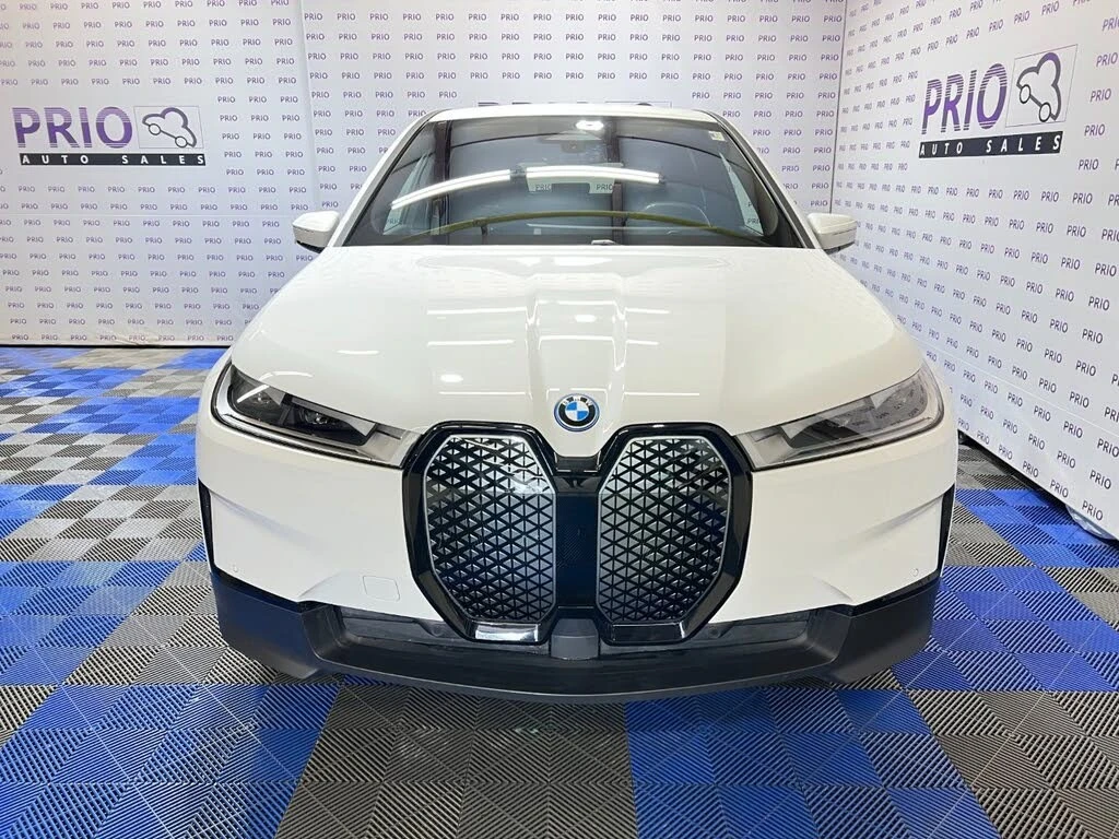 BMW iX ДилърxDrive40i* АвтоКредит* (ЦЕНА ДО БГ), снимка 6 - Автомобили и джипове - 54228292