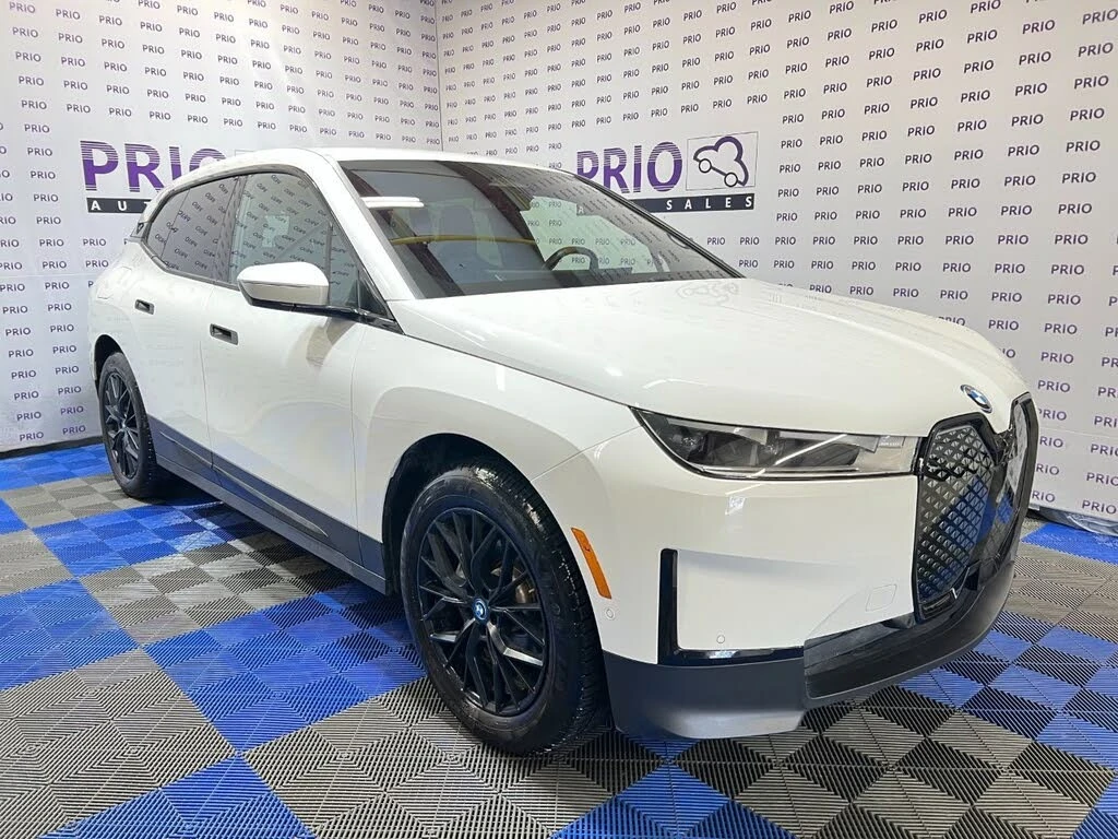 BMW iX ДилърxDrive40i* АвтоКредит* (ЦЕНА ДО БГ), снимка 5 - Автомобили и джипове - 54228292