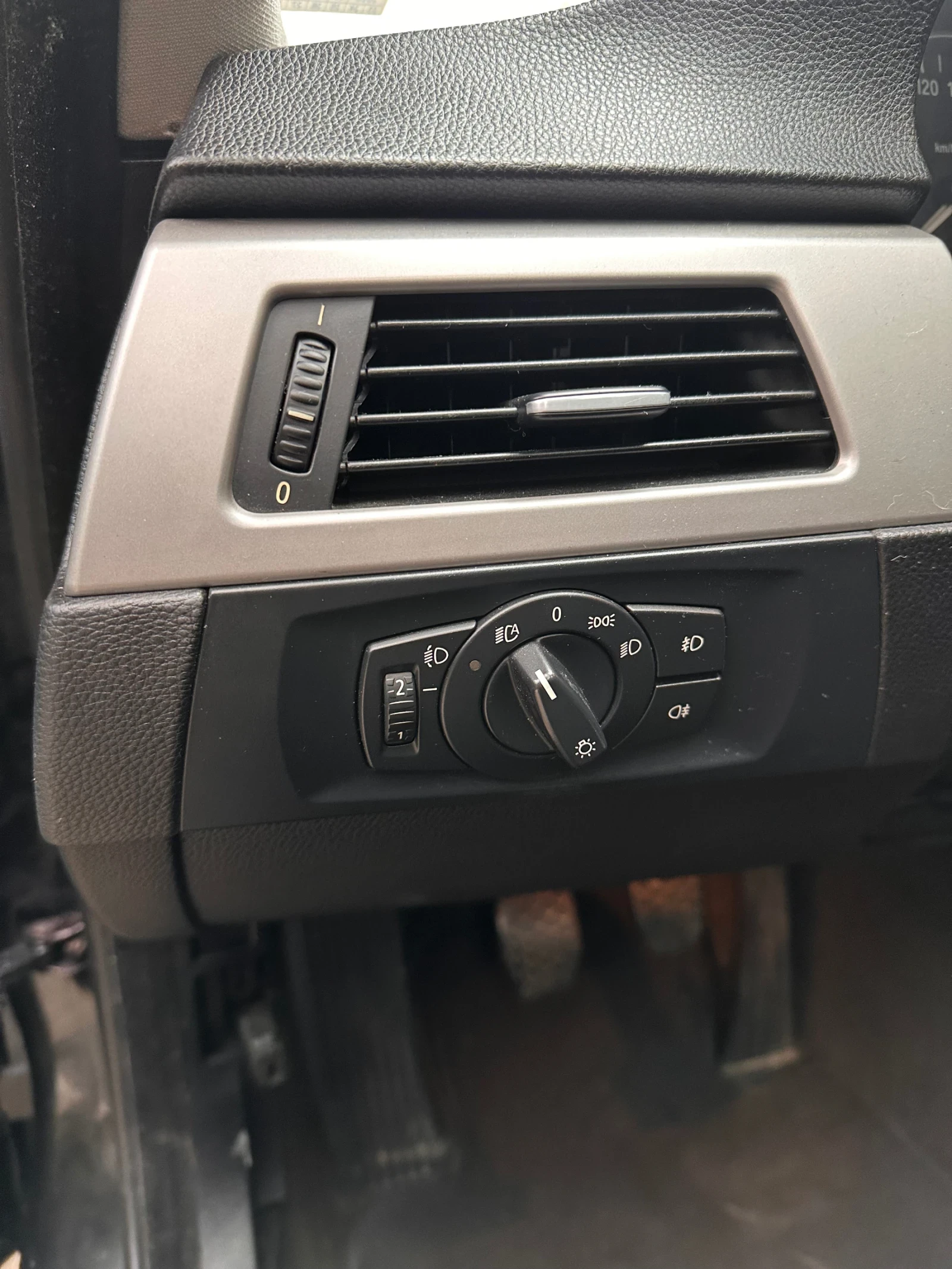 BMW 320 М пакет , навигация , Подгрев, снимка 17 - Автомобили и джипове - 54230822