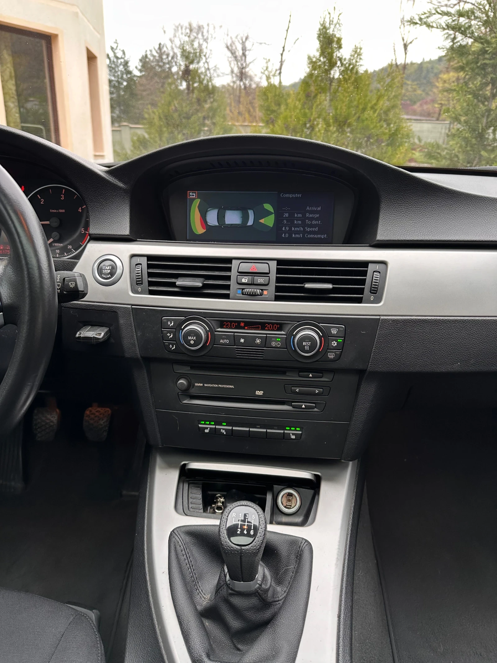 BMW 320 М пакет , навигация , Подгрев, снимка 11 - Автомобили и джипове - 54230822