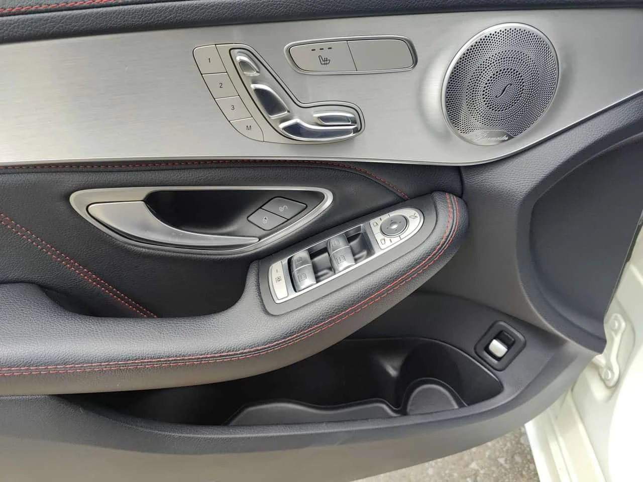 Mercedes-Benz C 43 AMG * 43 * 2 �����* �������* PANO* KEYLESS*  | Mobile.bg � ����������� 12