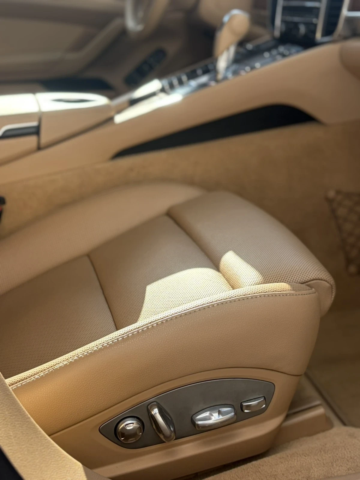 Porsche Panamera, снимка 9 - Автомобили и джипове - 54925412